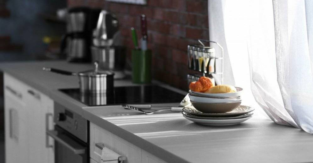 10 блестящих способов увеличить вашу крошечную кухню - rus.delfi.lv