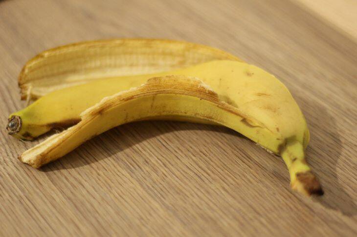 Почему опытные цветочники никогда не выбросят банановую кожуру