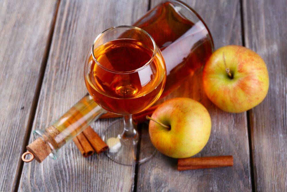 Вино из яблок в домашних условиях: простые рецепты