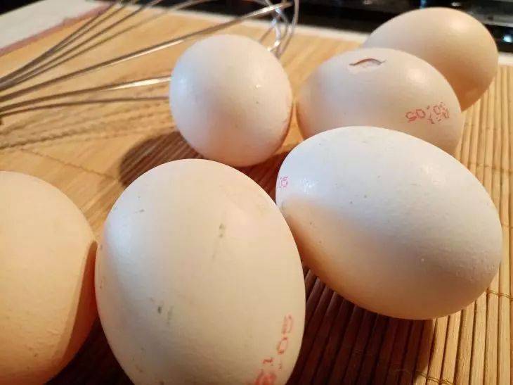 Как использовать яичную скорлупу на даче: 5 методов - не все о них знают